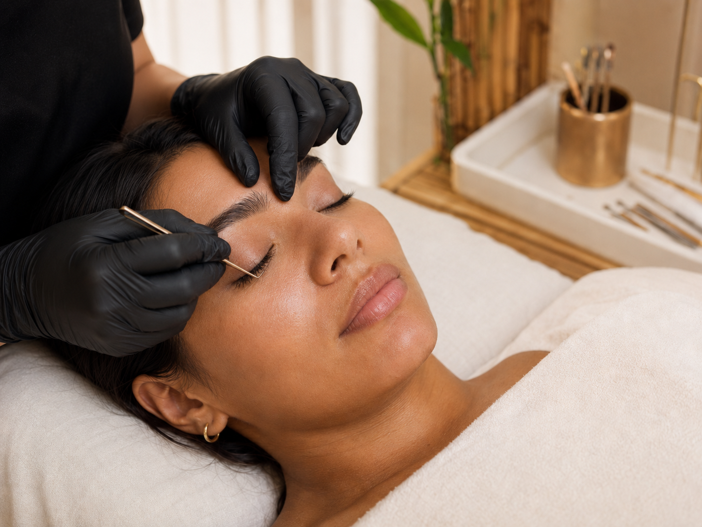 Precision lash service at Seoul Glow Studio